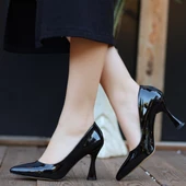 Celira Siyah Rugan Günlük Stiletto Kadın Ayakkabı - 5