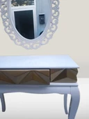 Dresuar Piramit Model 90520 Kayın Lükens Ayak Nakış Ayna Piramit Tabla Gold Beyaz thumbnail 1