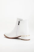 Kadın Kısa Topuklu Bot Beyaz Yüzlü Model Galvaniz Ökçeli thumbnail 5