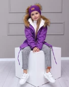 MODAVALS KIZ ÇOCUK TAK ÇIKAR İTHAL KÜRKLÜ KAPİŞONLU BEL AYARLAMALI LASTİKLİ MONT ÇİFT PONPONLU BERE EKOSE PANTOLON 3LU KOMBİN - 2