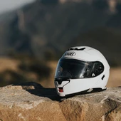 SHOEI NEOTEC 3 BEYAZ KASK thumbnail 5