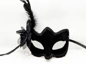 Nessiworld Siyah Renk Yandan Tüylü Beyaz İncili Süet Kaplama A Kalite Lüks Parti Maskesi 20x23 cm thumbnail 3