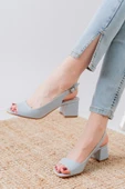 Eriola Bebe Mavisi Cilt Detaylı Alçak Topuklu Kadın Ayakkabı thumbnail 2