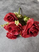 YASİMA 7 Kafalı Şimşir Aranjmanlı KIRMIZI GÜL Demeti Buket Gül Vazo Saksı Dekor aranjman çiçeği thumbnail 2