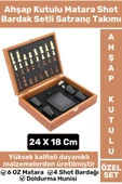 Premium Yüksek Kaliteli Alkol 6 OZ Matara Shot Bardak Huni Setli Ahşap Kutulu Satranç Takımı Seti - 1