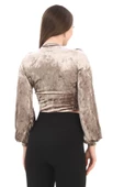 Broş Detaylı Kadife Crop 6007-Vizon - 4