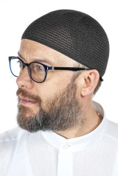 Lüks Çelik Örme Namaz Takkesi Siyah 1 Adet thumbnail 1