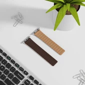 Apple Watch 7 45mm - Kordon Çizgili Desenli Silikon Kordon KRD-111 - 3