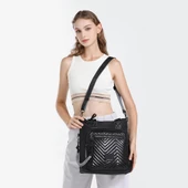 Smart Bags Parlak Kumaş Çapraz Askılı Kadın Omuz Çantası 3248 - 9