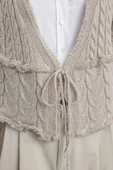 Kadın Moda Şık Crop V Yaka Regular Crop Bağlama Detaylı Triko Hırka - 4