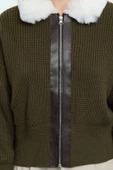 Kadın Moda Şık Regular Polo Yaka Regular Kürklü Deri Detaylı Fermuarlı Mont Triko Hırka - 3
