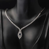 Safir Taşlı Kraliçe 14 Ayar Beyaz Altın Gerdanlık thumbnail 3