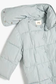 Koton Kız Çocuk Oversize Şişme Mont Çıtçıt Dik Yaka Detaylı Kapitone - 3