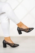 Erkan Saçmacı Mirabella Siyah Leopar Fileli Sivri Burun Kalın Topuklu Klasik Anne Ayakkabısı thumbnail 1