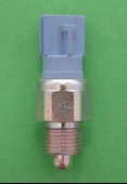 Renault Megane Geri Vites Müşürü (2003-2006) 2.0 320056J00A - 1