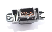 Hyundai Accent Arka Kapi Cam Düğmesi (2011-2015) 1.4, 1.6 CRDI 935811R000 - 1