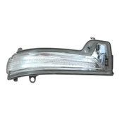 Toyota Hilux Kapi Ayna Sinyali Sağ (2015-2020) 2.8, 2.4 817300K080 - 1
