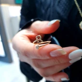 14 Ayar Altın R Harf Tektaş Yüzük thumbnail 5