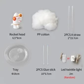 Uçan Astronot Tasarımlı Gece Lambası thumbnail 3