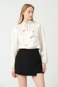 Fularlı Saten Bluz Krem - 7