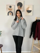 Oversize Geniş Kalıp Yarım Fermuarlı Dik Yaka Saç Örgülü Triko Kazak (Gri) thumbnail 5