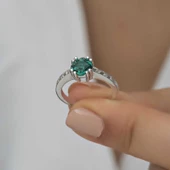 Gümüş Yeşil Baget Tek Taş Kadın Yüzük SL4720 thumbnail 7