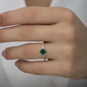 Gümüş Yeşil Baget Tek Taş Kadın Yüzük SL4720 thumbnail 3