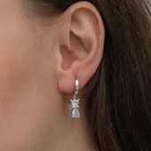 Gümüş Sallantılı Kedi Kadın Küpe SL6612 thumbnail 3