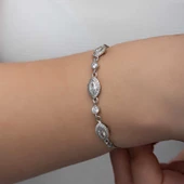 Gümüş Mekik Zirkon Taşlı Kadın Bileklik SL6338 thumbnail 6