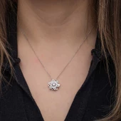 ​Gümüş Yıldız Baget Taşlı  Dönen Stres Kadın Kolye thumbnail 2