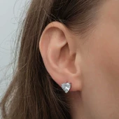 Gümüş Beyaz Kalpli Çivili Kadın Küpe SL6613 thumbnail 3