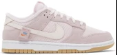Nike Dunk Low Teddy Bear Kadın Spor Ayakkabı thumbnail 1