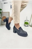 Günlük Kadın Loafer Tokalı Klasik Kalın Topuklu Tırtıklı Tabanlı Oval Burunlu Makosen Ayakkabı 76706 - 3