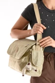 571 collections Çapraz Askılı Ultra Hafif Çok Cepli Bayan Omuz Çantası Krem (Model: 571-6N) thumbnail 2