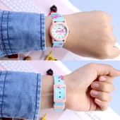 Q&Q VR99J015Y Kelebek Çiçek Desenli Su Geçirmez Kız Çocuk Kol Saati - 4