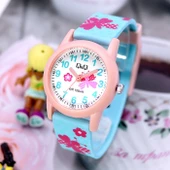 Q&Q VR99J015Y Kelebek Çiçek Desenli Su Geçirmez Kız Çocuk Kol Saati - 2