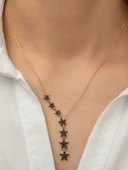 Kayan Yıldızlar Siyah Zirkon Taşlı Sallantılı Gümüş Kadın Kolye thumbnail 4