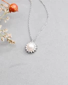 925 Ayar Gümüş Işıltılı Zirkon Taşlı İnci Kadın Gümüş Kolye thumbnail 2