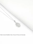 Timeless Series Zirkon Taşlı Gümüş Koruyucu El Kolyesi thumbnail 3