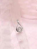 Sonsuzluk Zirkon Taşlı Anne Bebek Gümüş Kolye thumbnail 3