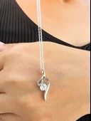 Gümüş Zarif Tasarım Zirkon Taşlı Kadın Kolye thumbnail 4