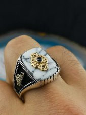 Özel Tasarım Beyaz Firuze Taşlı Tuğra Detaylı 925 Ayar Gümüş Yüzük thumbnail 2