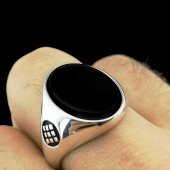 Şık Tasarımlı Oval Siyah Oniks Taşlı 925 Ayar Gümüş Yüzük thumbnail 2