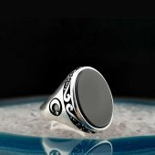 Ayyıldız Tasarımlı Siyah Oval Oniks Taşlı 925 Ayar Gümüş Yüzük thumbnail 1
