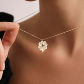 Kalpli Yonca Kolye thumbnail 1