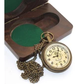 Ahşap Kutulu Pirinç Köstekli Saat thumbnail 2