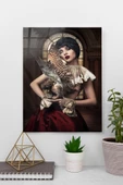 Kilisede Elinde Baykuş Tutan Güzel Kadın Cam Tablo | Hediyelik, Dekoratif, Ofis, Mutfak thumbnail 1