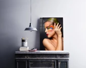Alışılmamış Göz Makyajlı Güzel Kadın Cam Tablo  | Hediyelik, Dekoratif, Ofis, Mutfak thumbnail 5