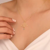 925 Ayar Gümüş Mavi Sallantılı Taşlı Lotus Kolye thumbnail 1