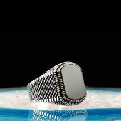 Şık Tasarımlı Siyah Oniks Taşlı 925 Ayar Gümüş Yüzük thumbnail 1